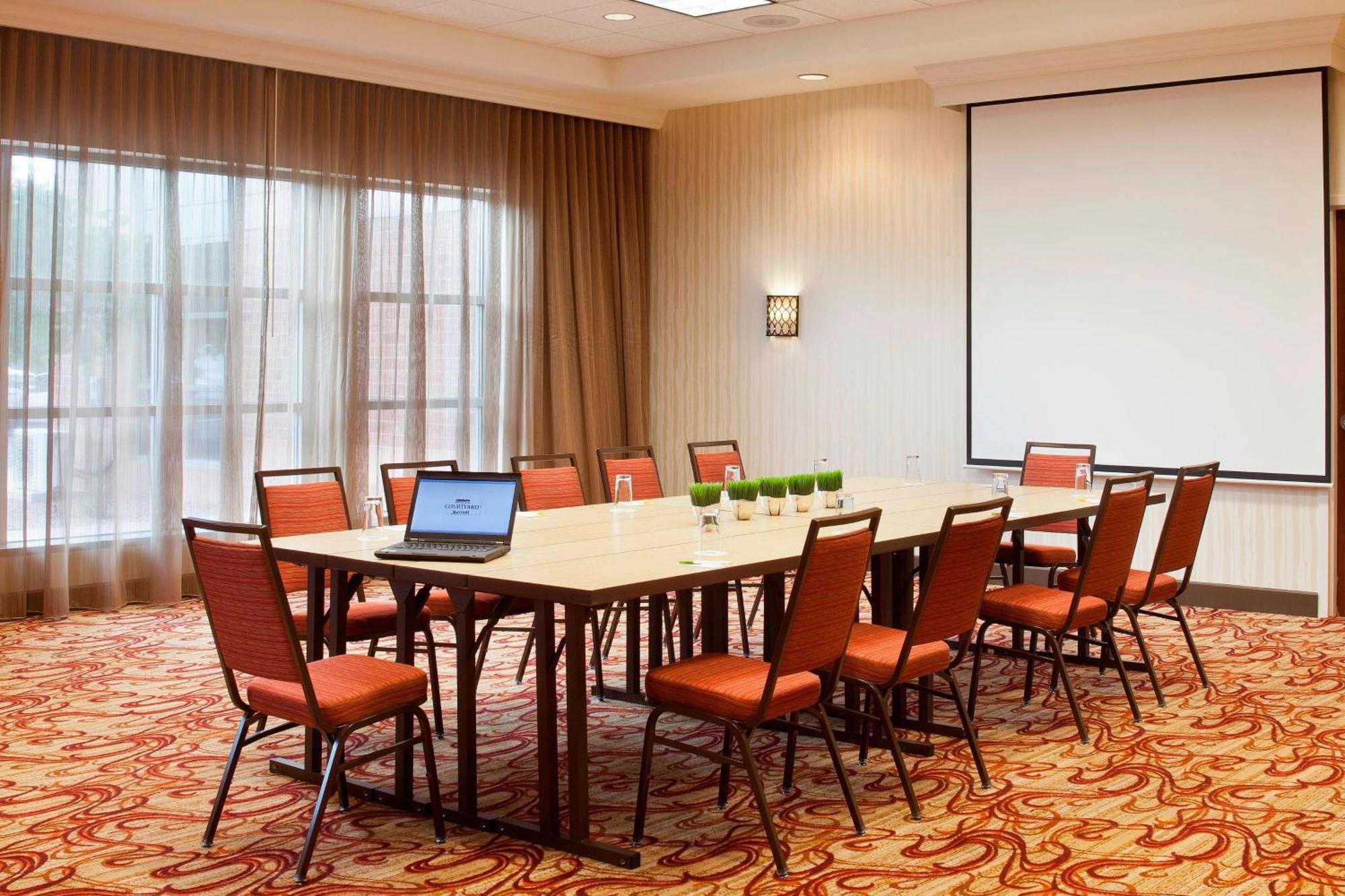 Courtyard By Marriott Pueblo Hotel Exterior foto